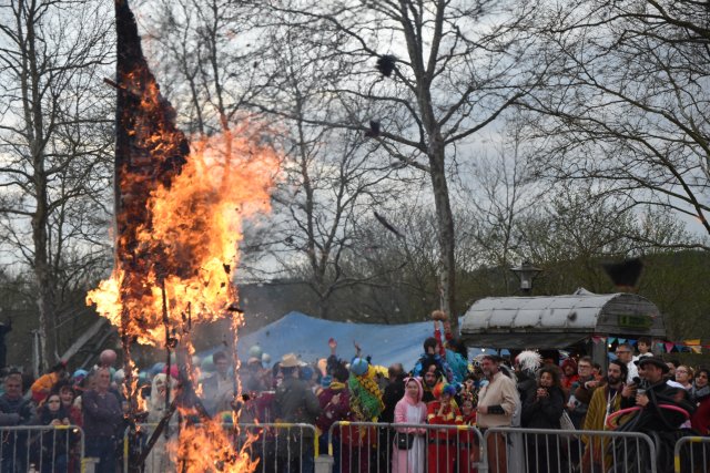 25-04-12-19H41-DSC_0885